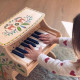 Otroški leseni beli piano Janod 